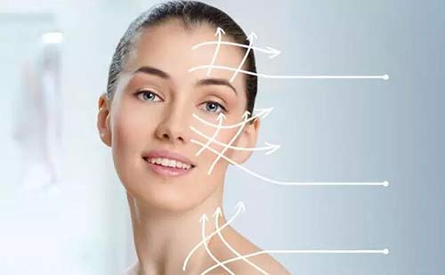 ���m�ϼ�����ɫ��߀�ǹ�����ɫ�ߣ�